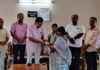 ವಿಟ್ಲ: ಕೊರೊನಾದಿಂದ ಮೃತಪಟ್ಟ ವ್ಯಕ್ತಿಗಳ ಕುಟುಂಬಸ್ಥರಿಗೆ ಪರಿಹಾರ ಧನದ ಚೆಕ್ ವಿತರಣೆ