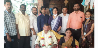 ವಿಟ್ಲ: ಪದ್ಮಶ್ರೀ ಪ್ರಶಸ್ತಿಗೆ ಆಯ್ಕೆಯಾದ ಅಮೈ ನಿವಾಸಿ ಮಹಾಲಿಂಗ ನಾಯ್ಕ್ ಅವರಿಗೆ ಬಂಟ್ವಾಳ ತಹಶೀಲ್ದಾರ್ ರಶ್ಮಿ ಎಸ್ ಆರ್ ನಿಯೋಗದಿಂದ ಸನ್ಮಾನ