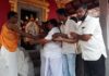 ವಿಟ್ಲ: (ಜ.26 – 27) ಶ್ರೀ ಮಹಮ್ಮಾಯಿ ಅಮ್ಮನವರು ಮತ್ತು ಸ-ಪರಿವಾರ ದೈವಗಳ ಪುನರ್ ಪ್ರತಿಷ್ಠಾ ಬ್ರಹ್ಮಕಲಶೋತ್ಸವ ಹಾಗೂ ವಾರ್ಷಿಕ ಮಾರಿಪೂಜೆ ಹಿನ್ನೆಲೆ ಸೂರ್ಯದಲ್ಲಿ ಮಣೆ ಮಂಚ ಹಸ್ತಾಂತರ