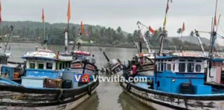 ಭಟ್ಕಳ ಮೀನುಗಾರಿಕೆ ಬಂದರಿನಲ್ಲಿ 4 ಬೋಟ್ ಮುಳುಗಡೆ..!!