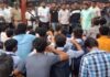 ಮಂಗಳೂರು: ಹಂಪನಕಟ್ಟೆ ವಿವಿ ಕಾಲೇಜಿನಲ್ಲಿ ವಿದ್ಯಾರ್ಥಿಗಳ ನಡುವೆ ಹೊಡೆದಾಟ ಪ್ರಕರಣ; ಹಲ್ಲೆ ನಡೆಸಿದ ವಿದ್ಯಾರ್ಥಿಗಳನ್ನು ಶೀಘ್ರ ಬಂಧಿಸುವಂತೆ ಆಗ್ರಹಿಸಿ ಸರ್ವ ಕಾಲೇಜು ವಿದ್ಯಾರ್ಥಿ ಸಂಘದಿಂದ ಕಾಲೇಜಿಗೆ ಮುತ್ತಿಗೆ
