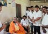 ಪುತ್ತೂರು: ಅನ್ಯಕೋಮಿನ ಯುವಕನಿಂದ ಲೈಂಗಿಕ ಕಿರುಕುಳ ಪ್ರಕರಣ; ಯುವತಿಯ ಮನೆಗೆ ಮಾಣಿಲ ಶ್ರೀ ಮೋಹನ್ ದಾಸ್ ಸ್ವಾಮೀಜಿ ಭೇಟಿ