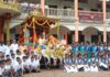 ರಾಧಾ ಸುರಭಿ ಗೋ ಮಂದಿರದ ಗೋ ನವರಾತ್ರಿ ಉತ್ಸವದ ಪ್ರಯುಕ್ತ ‘ಗೋರಥ ಯಾತ್ರೆ’; ಇಂದು ವಿಟ್ಲ ಶ್ರೀ ಪಂಚಲಿಂಗೇಶ್ವರ ದೇವಸ್ಥಾನದ ವಠಾರದಲ್ಲಿ ಗೋ ಯಾತ್ರೆಯ ರಥದ ಎದುರು ಗೋ ಪೂಜೆ