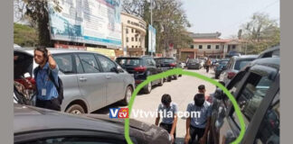 ಮಂಗಳೂರು: ನಡುರಸ್ತೆಯಲ್ಲೇ ನಮಾಝ್; ಸಾರ್ವಜನಿಕ ವಲಯದಿಂದ ಭಾರೀ ಆಕ್ರೋಶ- ಇದು ಮಂಗಳೂರೋ..? ಪಾಕಿಸ್ತಾನವೋ..?