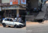 ವಿಟ್ಲ: ಒಳಚರಂಡಿ ಅವ್ಯವಸ್ಥೆ; ಚರಂಡಿಗೆ ಬಿದ್ದ ಕಾರು