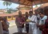 ‘ಬೇರ’ ಸಿನಿಮಾದ ನಿರ್ಮಾಪಕ, ಎಸ್ಎಲ್ವಿ ಬುಕ್ ಹೌಸ್ನ ಮಾಲಕ ದಿವಾಕರ್ ದಾಸ್ ನೇರ್ಲಾಜೆ ವಿಟ್ಲ ಶ್ರೀ ಪಂಚಲಿಂಗೇಶ್ವರ ದೇವಸ್ಥಾನಕ್ಕೆ ಭೇಟಿ