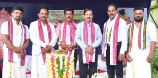 ಉಡುಪಿ: ಗೆಳೆಯರ ಬಳಗ ಪೆರ್ಡೂರು ಇದರ ವತಿಯಿಂದ 8ನೇ ವರ್ಷದ ಆಟಿಡೊಂಜಿ ಕೆಸರ್ದ ಗೊಬ್ಬು ಕಾರ್ಯಕ್ರಮ