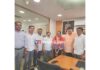 ಬೆಂಗಳೂರು: ಬಾರ್ಟನ್ ಸೆಂಟರ್ ಕಚೇರಿಗೆ ಪುತ್ತೂರು ಶಾಸಕ ಅಶೋಕ್ ಕುಮಾರ್ ರೈಯವರನ್ನು ಆತ್ಮೀಯವಾಗಿ ಸ್ವಾಗತಿಸಿದ ಬೆಳ್ಳಿಪ್ಪಾಡಿ ಗುಣರಂಜನ್ ಶೆಟ್ಟಿ