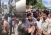 ವಾಹನ ತಪಾಸಣೆ ವೇಳೆ ಬ್ಯಾರಿಕೇಡ್ ಎಳೆದ ಪೊಲೀಸರು – ಬೈಕ್ನಿಂದ ಬಿದ್ದ ಮಹಿಳೆ ಕೈ ಮೇಲೆ ಹರಿದ ಟಿಪ್ಪರ್
