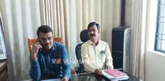 ಒಂದೇ ಹುದ್ದೆಗೆ ಇಬ್ಬರ ಗುದ್ದಾಟ- ಅಕ್ಕಪಕ್ಕ ಕುರ್ಚಿ ಹಾಕಿ ಕುಳಿತ ಸರ್ಕಾರಿ ಅಧಿಕಾರಿಗಳು