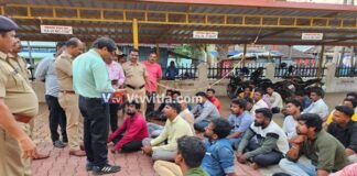 ಹೆರಿಗೆ ವೇಳೆ ಮಗು ಸಾವು ಪ್ರಕರಣ – ಸರ್ಕಾರಿ ಆಸ್ಪತ್ರೆ ಮುಂದೆ ಪ್ರತಿಭಟನೆ: ಡಿಸಿ, ಎಸ್ಪಿ ಭೇಟಿ