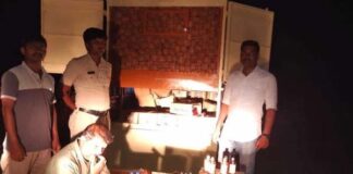 ಉಳ್ಳಾಲ: ಕೇರಳಕ್ಕೆ ಗೋವಾ ಮದ್ಯ ಅಕ್ರಮ ಸಾಗಾಟ – ಆರೋಪಿ ಸಹಿತ 114 ಪೆಟ್ಟಿಗೆ ಮದ್ಯ, ವಾಹನ ವಶ