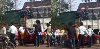 ಪುತ್ತೂರು : ರಸ್ತೆ ಬದಿ ನಿಲ್ಲಿಸಿದ್ದ ಗೂಡ್ಸ್ ಲಾರಿಗೆ ಕಾರು ಡಿಕ್ಕಿ – ಇಬ್ಬರಿಗೆ ಗಂಭೀರ ಗಾಯ