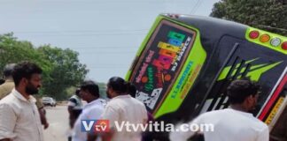 ಕಾರ್ಕಳ: ಟೂರಿಸ್ಟ್ ಮಿನಿ ಬಸ್ಸ್ ಚಾಲಕನ ನಿಯಂತ್ರಣ ತಪ್ಪಿ ಪಲ್ಟಿ