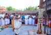 ಎರುಂಬು : ಬೊಳ್ನಾಡು ಶ್ರೀ ಚಿರುಂಭ ಭಗವತೀ ಕ್ಷೇತ್ರದಲ್ಲಿ ಧ್ವಜ ಸ್ತಂಭ (ಕೊಡಿಮರ) ಪ್ರತಿಷ್ಠಾಪನೆ