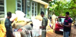 ಕಾಸರಗೋಡು: ಈರುಳ್ಳಿ ಸಾಗಾಟದ ಲಾರಿಯಲ್ಲಿ ಅಕ್ರಮವಾಗಿ ತಂಬಾಕು ಉತ್ಪನ್ನ ಸಾಗಾಟ: ಲಕ್ಷಾಂತರ ರೂ. ಮೌಲ್ಯದ ತಂಬಾಕು ಉತ್ಪನ್ನ ಸಹಿತ ಲಾರಿ ಚಾಲಕ ಪೊಲೀಸ್ ವಶ
