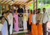 ಪುತ್ತೂರು: ದೈವ ನರ್ತಕ ಹೊನ್ನಪ್ಪ ಕಲ್ಲೇಗರ ಮನೆಯಲ್ಲಿ ಸಾಮರಸ್ಯದ ಭೋಜನ ಸವಿದ ರಾಷ್ಟ್ರೀಯವಾದಿ ಭಾಷಣಕಾರ ಚಕ್ರವರ್ತಿ ಸೂಲಿಬೆಲೆ