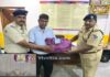 ಲಕ್ಷಾಂತರ ರೂ.ಮೌಲ್ಯದ ಚಿನ್ನದ ಆಭರಣಗಳನ್ನು ಮಾಲೀಕರಿಗೆ ಹಿಂದಿರುಗಿಸಿ ಪ್ರಾಮಾಣಿಕತೆ ಮೆರೆದ ರೈಲ್ವೆ ಸಿಬ್ಬಂದಿ ತಂಡ
