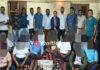 ಇಸ್ಪೀಟ್ ಅಡ್ಡೆ ಮೇಲೆ ಪೊಲೀಸ್ ದಾಳಿ; 49 ಲಕ್ಷ ನಗದು, 4 ಕಾರು, 15 ಮೊಬೈಲ್ ಸೀಜ್..! 19 ಮಂದಿಯ ಬಂಧನ