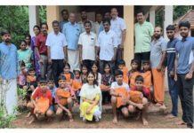 ವಿಟ್ಲ: ಅನ್ನಮೂಲೆ ಬಾಲ ಗೋಕುಲದ ಮಕ್ಕಳಿಗೆ ಪುಸ್ತಕ ವಿತರಣಾ ಕಾರ್ಯಕ್ರಮ