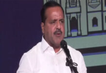 ಸಚಿವರಾಗಿ ಯು.ಟಿ.ಖಾದರ್ ಪ್ರಮಾಣವಚನ ಸ್ವೀಕಾರ