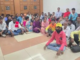 ಪಾಲಿಕೆ ಆಡಳಿತಾಧಿಕಾರಿ ಕಚೇರಿಗೆ ಮುತ್ತಿಗೆ: ಬೀದಿಬದಿ ವ್ಯಾಪಾರಿಗಳ ಧರಣಿ ಅಂತ್ಯ