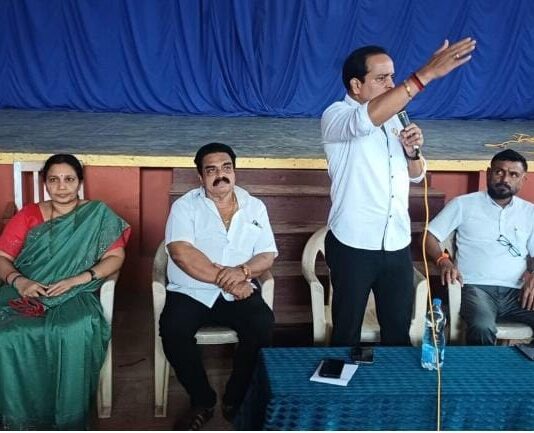 ವಿಟ್ಲ ಪೇಟೆ ರಸ್ತೆ ಅಗಲೀಕರಣಕ್ಕೆ ವೇಗ: ಶೀಘ್ರವೇ ಸರ್ವೇ ಆರಂಭ-ಕಟ್ಟಡ ಮಾಲಕರೊಂದಿಗೆ ಶಾಸಕ ಅಶೋಕ್ ರೈ ಸಭೆ