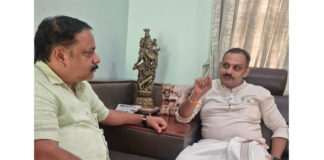 ಪುತ್ತೂರು: ಜಿಲ್ಲಾ ಬಿಜೆಪಿ ಉಪಾಧ್ಯಕ್ಷ ಪ್ರಸನ್ನ ಮಾರ್ತಾ ನಿವಾಸಕ್ಕೆ ಮಾಜಿ ಅಡ್ವಕೇಟ್ ಜನರಲ್ ಅರುಣ್ ಶ್ಯಾಮ್ ಭೇಟಿ