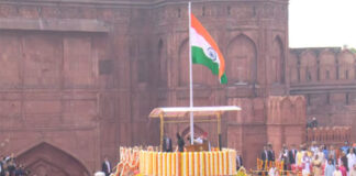 80ನೇ ಸ್ವಾತಂತ್ರ್ಯ ದಿನಾಚರಣೆ – ಕೆಂಪುಕೋಟೆಯಲ್ಲಿ ಧ್ವಜಾರೋಹಣ ನೆರವೇರಿಸಿದ ಪ್ರಧಾನಿ ಮೋದಿ