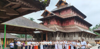 ವಿಟ್ಲ: ವಿ.ಹಿಂ.ಪ. ಸಾರ್ವಜನಿಕ ಶ್ರೀ ಗಣೇಶೋತ್ಸವ ಸಮಿತಿ ಇದರ 45 ನೇ ವರ್ಷದ ಗಣೇಶೋತ್ಸವದ ಆಮಂತ್ರಣ ಪತ್ರಿಕೆ ಬಿಡುಗಡೆ ಕಾರ್ಯಕ್ರಮ