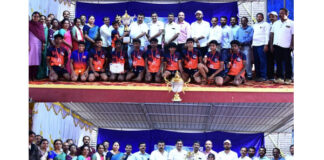 ವಿಟ್ಲ: ದ.ಕ. ಜಿಲ್ಲಾ ಪಂಚಾಯತ್, ಶಾಲಾ ಶಿಕ್ಷಣ ಇಲಾಖೆ, ಕ್ಷೇತ್ರ ಶಿಕ್ಷಣಾಧಿಕಾರಿ ಕಚೇರಿ ಬಂಟ್ವಾಳ ಹಾಗೂ ಪಿಎಂ ಶ್ರೀ ಕರ್ನಾಟಕ ಪಬ್ಲಿಕ್ ಸ್ಕೂಲ್ ವಿಟ್ಲ(RMSA) ಸಹಯೋಗದಲ್ಲಿ ಬಂಟ್ವಾಳ ತಾಲೂಕು ಮಟ್ಟದ 14ರ ವಯೋಮಿತಿ ಬಾಲಕ-ಬಾಲಕಿಯರ ಕಬಡ್ಡಿ ಪಂದ್ಯಾಟ