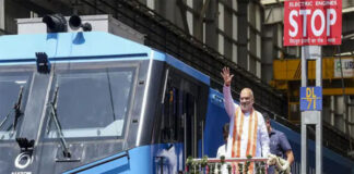 ದೇಶದ ಮೊದಲ ಎಲ್ಎನ್ಜಿ ಚಾಲಿತ ರೈಲಿಗೆ ಅಮಿತ್ ಶಾ ಚಾಲನೆ