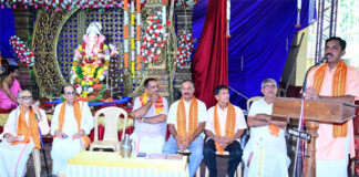 ವಿಟ್ಲ: ವಿಶ್ವ ಹಿಂದೂ ಪರಿಷದ್ ಆಶ್ರಯದಲ್ಲಿ ಸಾರ್ವಜನಿಕ ಶ್ರೀ ಗಣೇಶೋತ್ಸವ ಸಮಿತಿ ವಿಟ್ಲ ಇದರ 45ನೇ ವರ್ಷದ ಶ್ರೀ ಗಣೇಶೋತ್ಸವ ಸಮಾರಂಭದ ಧಾರ್ಮಿಕ ಕಾರ್ಯಕ್ರಮ